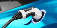 Rottamazione auto, dal Pnrr 600 milioni di euro di incentivi per le elettriche