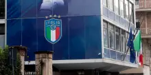 Sciopero per Gaza, a Firenze il corteo dell’Usb protesta davanti a Coverciano: “Annullate la partita contro Israele”