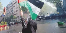 La questione palestinese nel Regno Unito: narrazione controversa, accuse di terrorismo e mal di pancia dei Labour