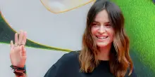 “Sostiene l’aborto, non è adatta ad un ruolo così sacro”: Kasia Smutniak sarà la Vergine Maria nel nuovo film di Mel Gibson, è polemica tra i conservatori