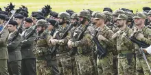 Nato, l’Italia valuta la partecipazione all’operazione Sentinella Orientale: nuovi caccia e ulteriori investimenti su difesa e sorveglianza aerea