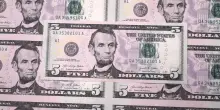 Altro che “Make America Great Again”. Con Trump il peggiore semestre per il dollaro dal 1973: -10%