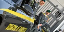 “Insegnante in congedo parentale, ma era all’estero per lavorare”: presunto danno erariale di 1,3 milioni di euro