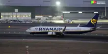Allarme bomba su volo Ryanair, chiusa la pista di atterraggio dell’aeroporto di Charleroi in Belgio