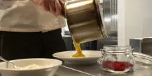 Intossicazione alimentare nel Vibonese: 30 turisti colpiti a Nicotera Marina, cinque ricoverati