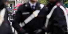 Fratelli fermati per ucciso il padre: il cadavere in una cassapanca in terrazza