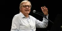 “La depressione? Mi sento meglio, sto tornando”: Vittorio Sgarbi parla per la prima volta dopo il ricovero in ospedale