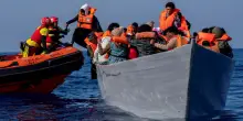 Sbarchi di migranti dalla Libia: +87% nel 2025. I dati di Frontex e il “calo” che non è mai esistito