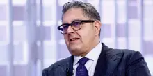 Giovanni Toti lascia la politica. Ma aggiunge: “Se Pier Silvio Berlusconi chiama, sarei disposto a tornare”