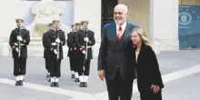Il Giro d’Italia 2025 parte in Albania: chiara la partita politica che si gioca alle spalle dei corridori