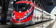 Ferrovie, ancora rallentamenti tra Roma e Napoli per un guasto sull’alta velocità: treni cancellati e ritardi di oltre un’ora