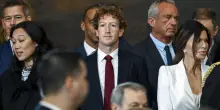 “Meta ha usato migliaia di nostri video porno per allenare l’AI”: nuovi guai per Mark Zuckerberg