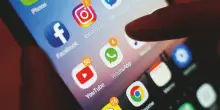 La stretta degli Usa sui visti agli studenti stranieri: “Dovranno rendere accessibili i profili social”