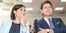 Migranti, il rinnovo del Memorandum con la Libia divide Schlein e Conte. “Sospenderlo”. “No, rinegoziarlo”