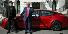 Dopo la rottura con Musk, Trump vuole disfarsi della sua Tesla rossa