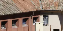 Disordini nel carcere di Regina Coeli dopo tentato suicidio a Ferragosto, i sindacati: “Ammassati 1116 detenuti”