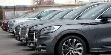 Mercato auto Italia, aprile in positivo. Le immatricolazioni crescono del 2,7%