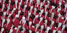 Il Conclave inizierà il 7 maggio. Il quorum, la fumata e Habemus papa: come funziona l’elezione