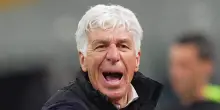 Gasperini perde la testa: lancia un taccuino contro un giornalista in conferenza stampa. Cosa è successo