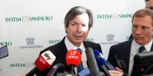 Profitti di Intesa Sanpaolo oltre le attese grazie alle commissioni di gestione. “Utili 2025 ben sopra i 9 miliardi”