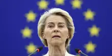 Ottanta economisti contro l’indebolimento delle norme Ue su sostenibilità e diritti: “No all’esternalizzazione dei costi ambientali e sociali”