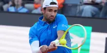 Internazionali di Roma, Matteo Berrettini si infortuna e si ritira in lacrime: agli ottavi ci va Ruud