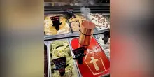 Habemus gelatum: sui social è “papa mania”. Così una gelateria di Monaco reinventa i gusti a tema Vaticano – Video