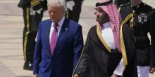 Trump in Medio Oriente invoca “la fine delle vecchie guerre”. Ma Netanyahu: “Colpiremo con tutta la nostra forza”