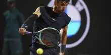 Internazionali di Roma, Musetti dà spettacolo e batte Zverev in due set: la semifinale è sua, affronterà Alcaraz