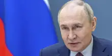 “In Alaska con un contenitore per trasportare le feci: strategia del Cremlino per mantenere segreta la salute di Putin”