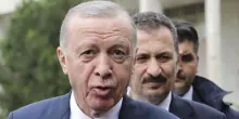 Turchia, l’autocrate Erdogan si rifà il look mediando tra Russia e Ucraina. Ma i curdi chiedono democrazia