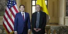 Rubio: “Vaticano possibile sede dei colloqui di pace”. Zelensky e Vance a Roma per Papa Leone XIV