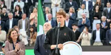 Sinner già rilancia: “Bravo Alcaraz, sei l’uomo da battere a Parigi. Sono orgoglioso, avrei firmato per la finale”