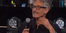 “Mi piacerebbe fare Domenica In dopo Mara Venier. Ci dobbiamo sbrigare, noi siamo vecchi…”: la “pazza idea” di Fiorello
