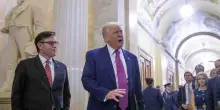 Trump al Congresso per convincere i Repubblicani a votare il “Big beautiful bill” con le sue promesse elettorali gonfia-debito