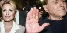 “Ho detto subito a Silvio Berlusconi di essere bisessuale perché non giudicava, era aperto più di tanti giovani… Vivo la sua mancanza come mi avessero tolto un braccio”: parla Francesca Pascale