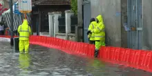 Milano, esonda il fiume Lambro: evacuate le comunità del Parco. L’assessore Granelli: “Livello d’acqua in risalita”