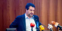 Ponte sullo Stretto, Conte: “Salvini zittito dal Quirinale”. Bonelli: “Allusioni gravissime, Meloni lo fermi”