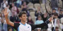 Roland Garros, vittoria Gigante: il romano elimina Tsitsipas. “Mamma mia, è tutto vero?”