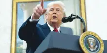 Trump vieta i viaggi negli Usa da 12 Paesi: “Mettono in pericolo l’America”