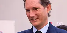La surreale Juventus di Elkann: ennesima rivoluzione (in ritardo), con una dirigenza nuova a caccia di un allenatore