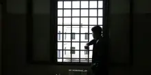 Genova, rivolta nel carcere di Marassi: feriti due agenti penitenziari