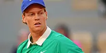 Sinner domina anche Rublev, intensità incredibile: ai quarti c’è Bublik, la mina vagante del Roland Garros