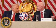 Trump firma il Travel Ban, Infantino tace: l’ipocrisia della Fifa e i Mondiali “globali” negli Usa delle restrizioni