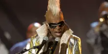È morto Sly Stone, il musicista rivoluzionario che con Sly and the Family Stone ha trasformato la musica popolare negli Anni 60 e 70