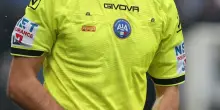 Daspo di 4 anni per il padre che ha picchiato un arbitro 18enne ad Arezzo