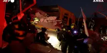 Guerra Iran-Israele, nuovi attacchi nella notte: missili dall’Iran verso Israele – Le immagini