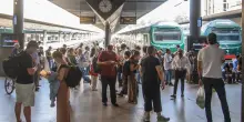 Sciopero treni regionali in Lombardia, disagi e bus sostitutivi per l’aeroporto di Malpensa
