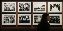 Cento anni fa nasceva Mario Giacomelli, il fotografo dei pensieri