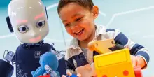 Così i bambini riescono a superare il più avanzato degli algoritmi nello sviluppo delle lingue